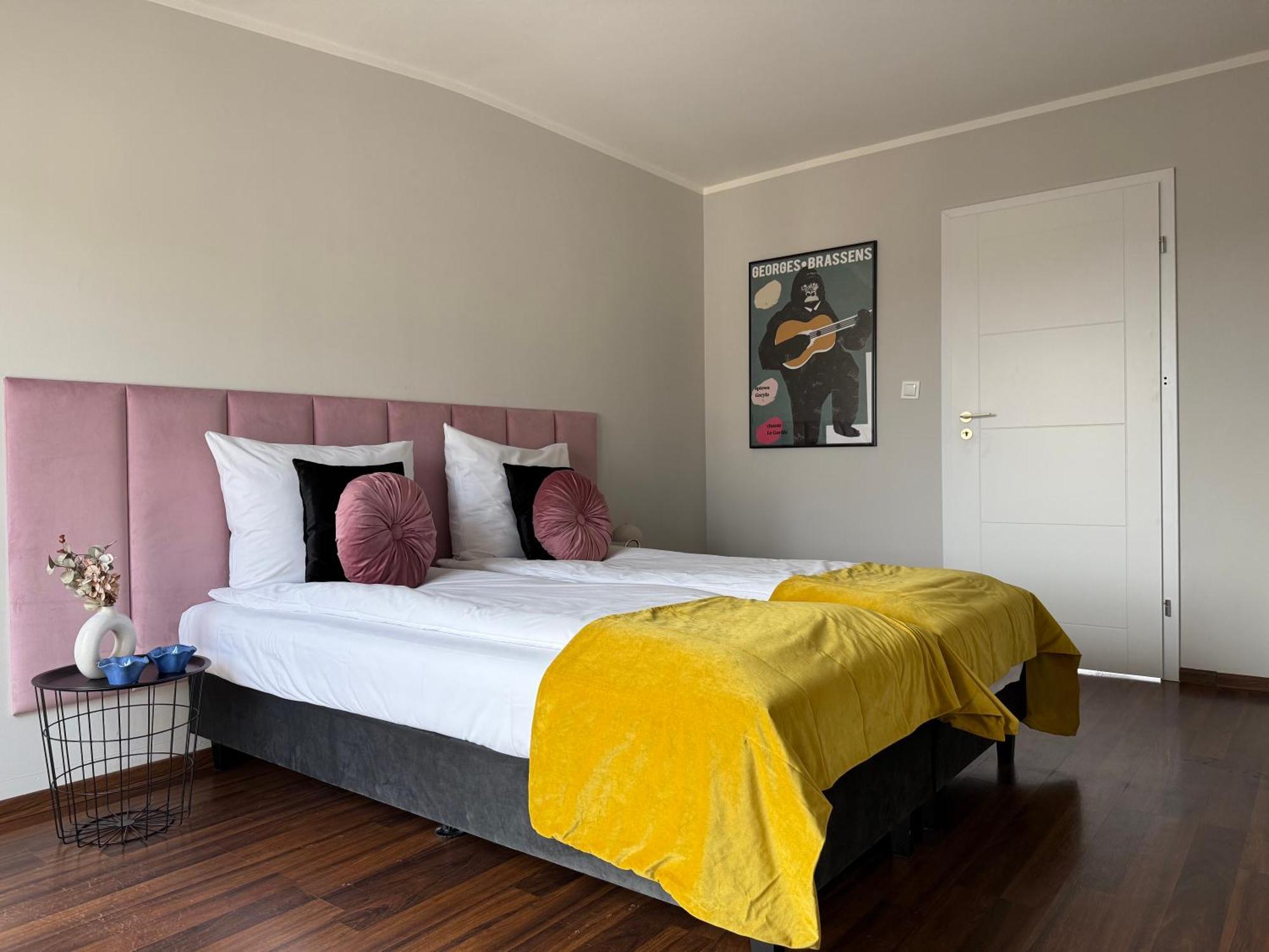 Corner Apartments Krasków Εξωτερικό φωτογραφία